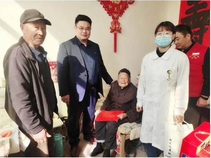 愛在重陽節(jié)，慰問暖人心