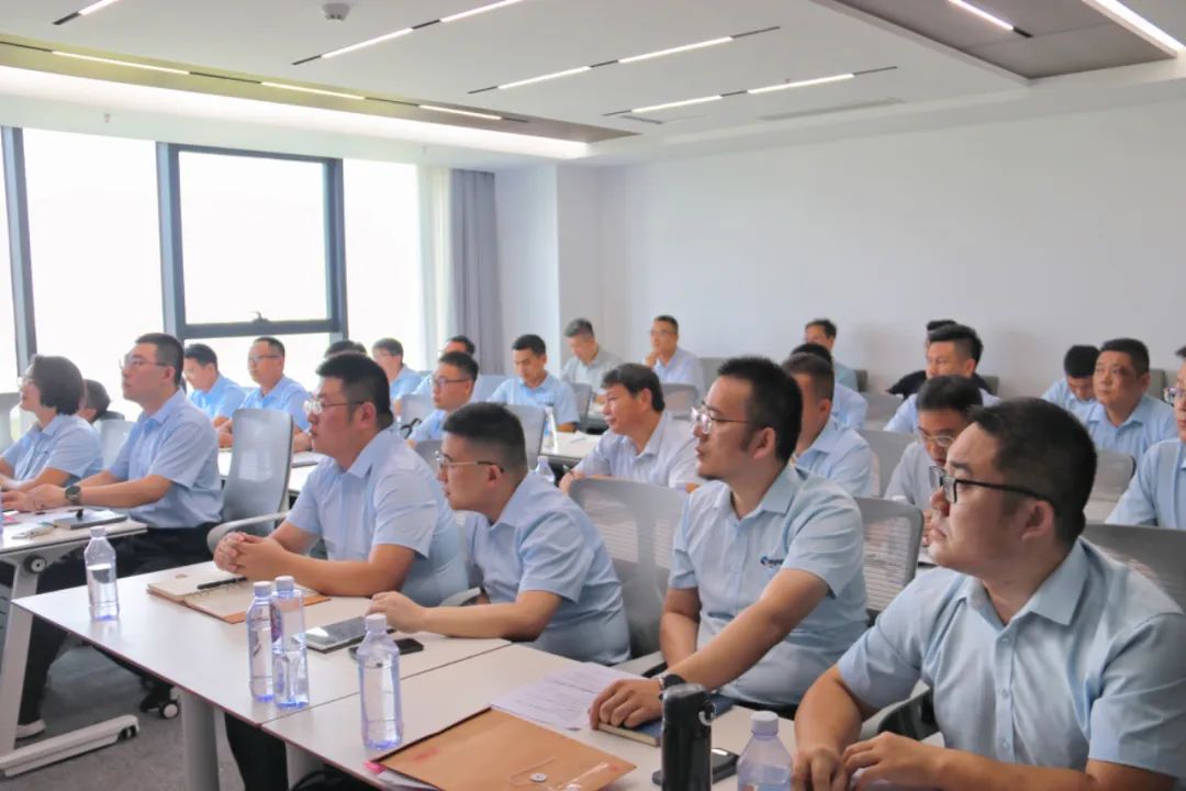 2024年上半年中層管理干部述職會(huì)議：述職曬答卷，砥礪再奮進(jìn)。